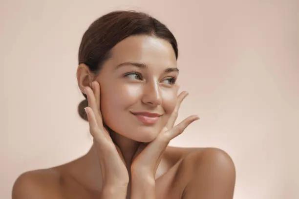 What Makes the Best Dermatologist Stand Out?