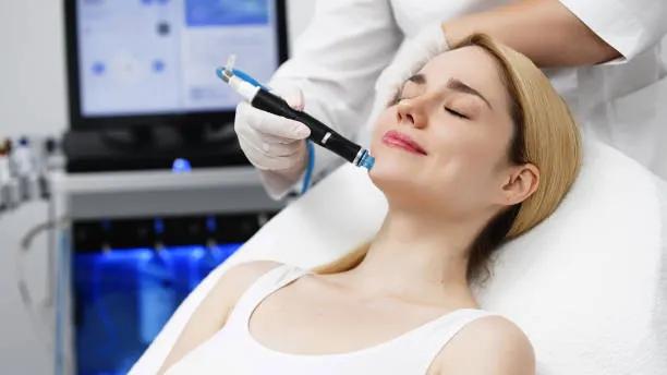 Can HydraFacial Tighten Loose, Aging Skin?